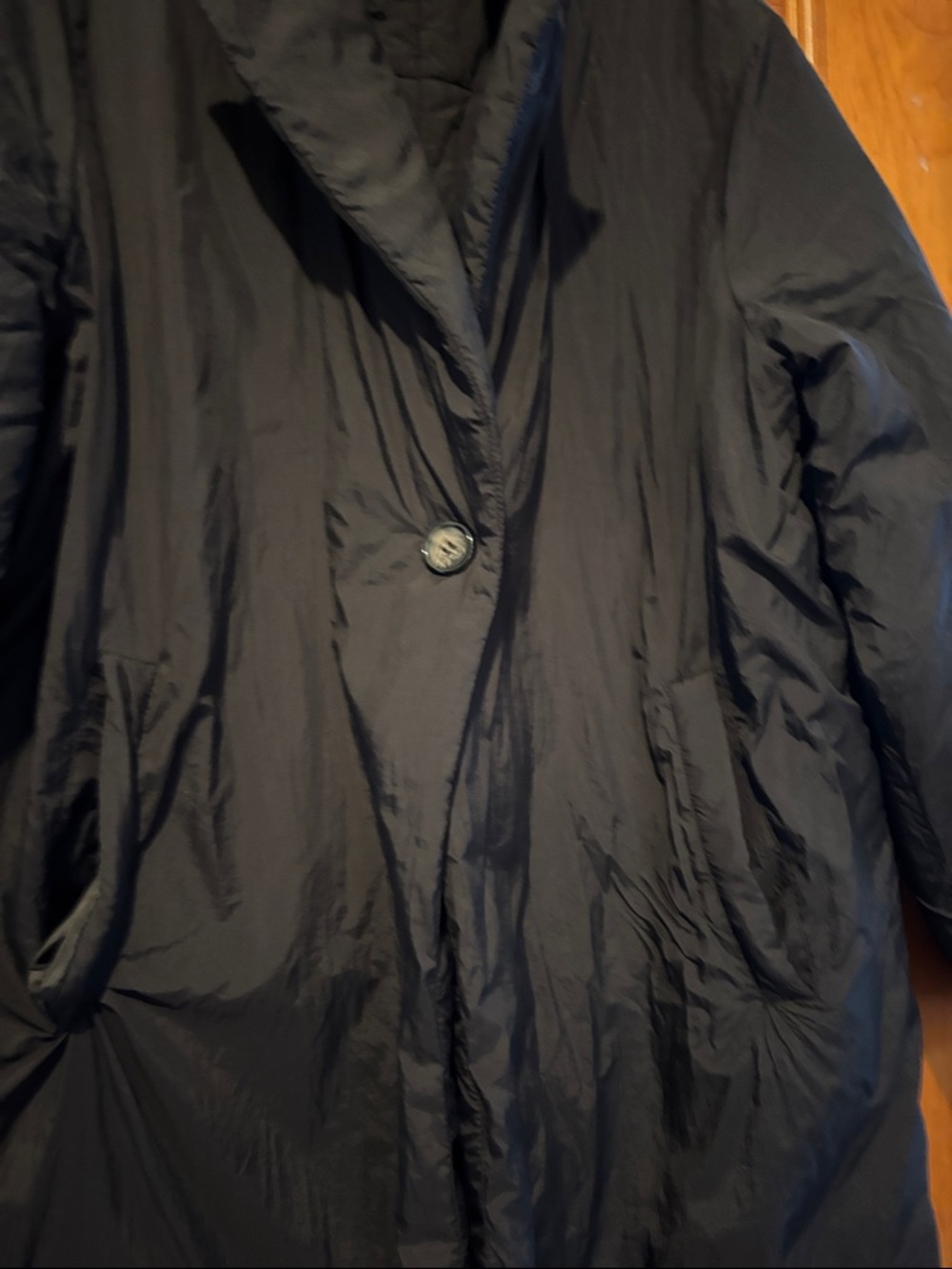 Bernardo Black Puffer Jacket - Picture 3 of 3